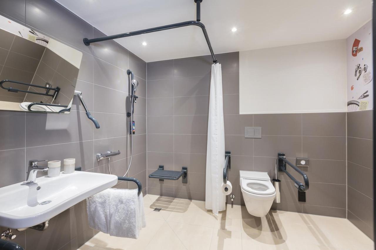 Holiday Inn - The Niu, Cure Erlangen By Ihg Buitenkant foto