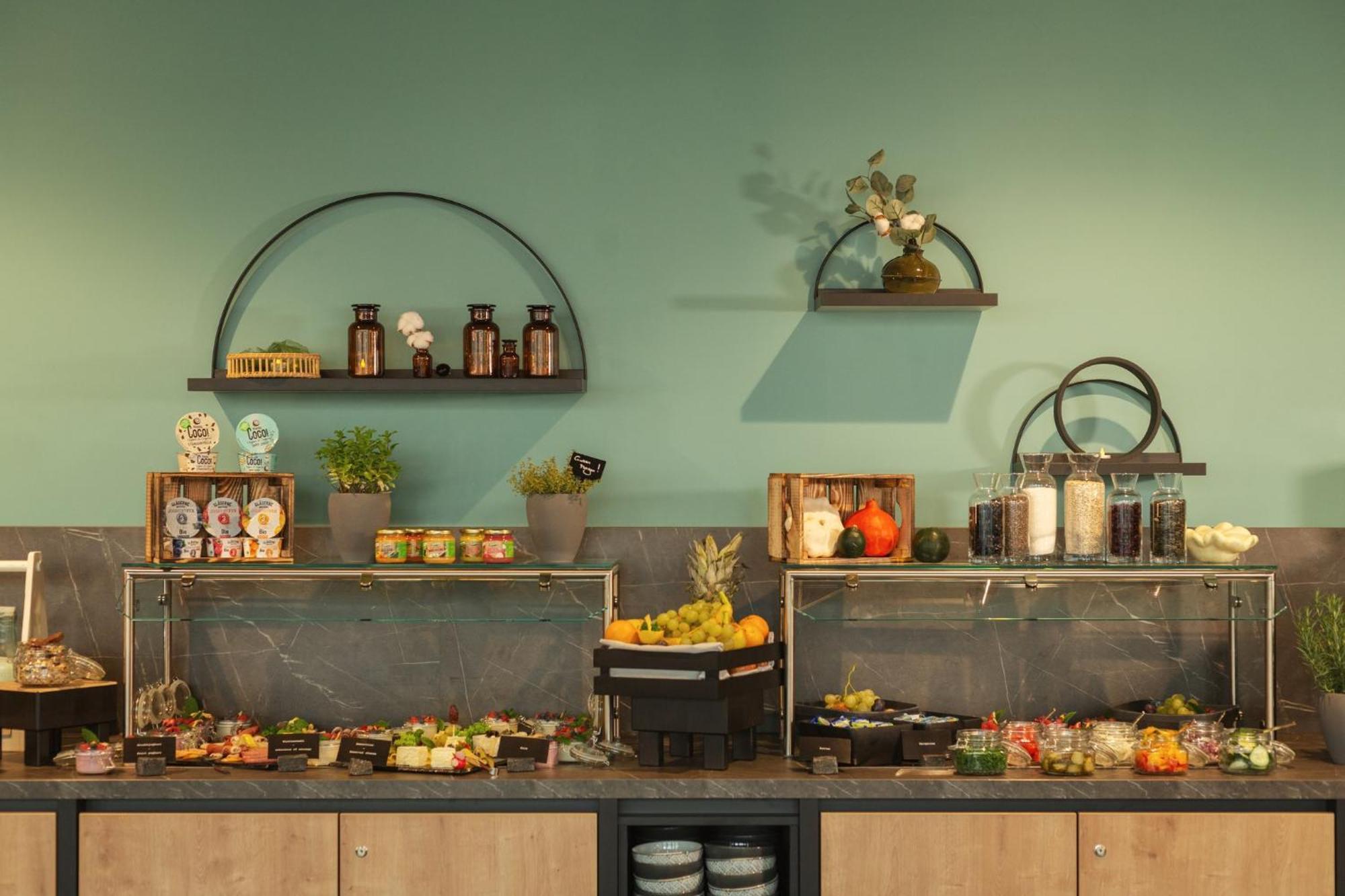 Holiday Inn - The Niu, Cure Erlangen By Ihg Buitenkant foto