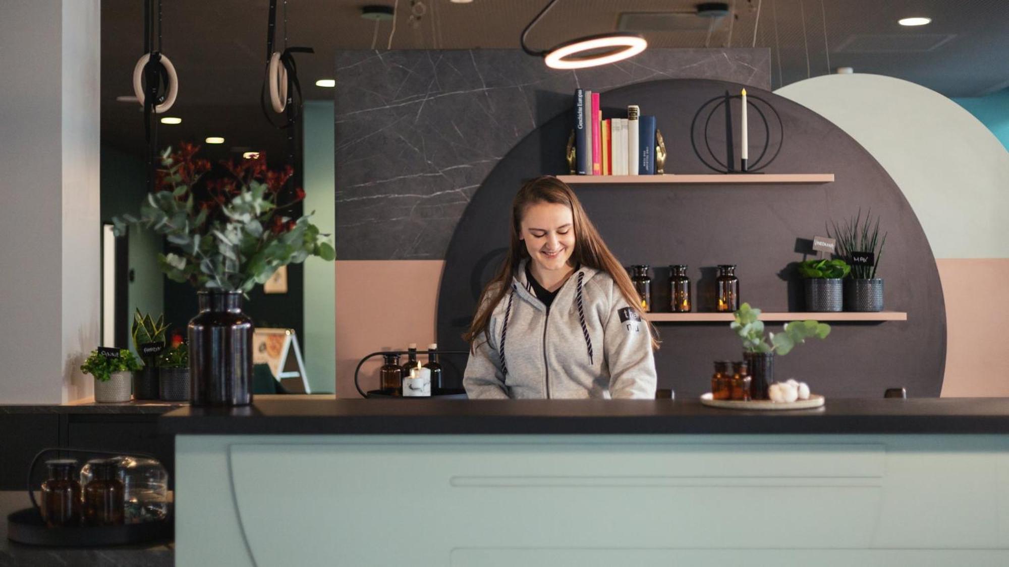 Holiday Inn - The Niu, Cure Erlangen By Ihg Buitenkant foto